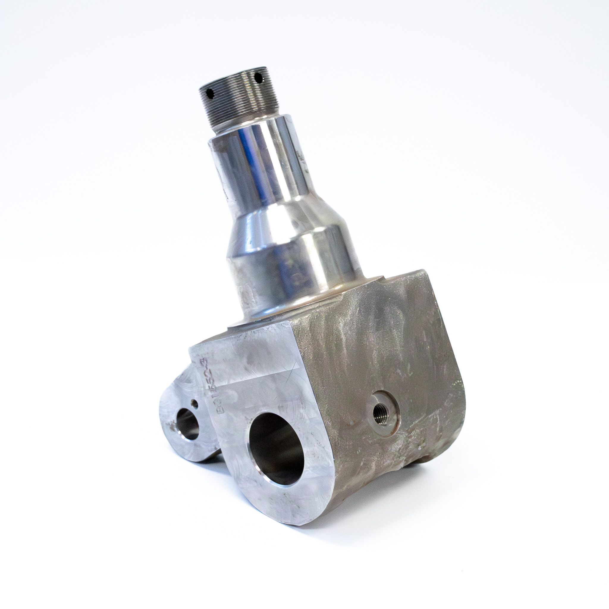 B01552 STERRING KNUCKLE LH