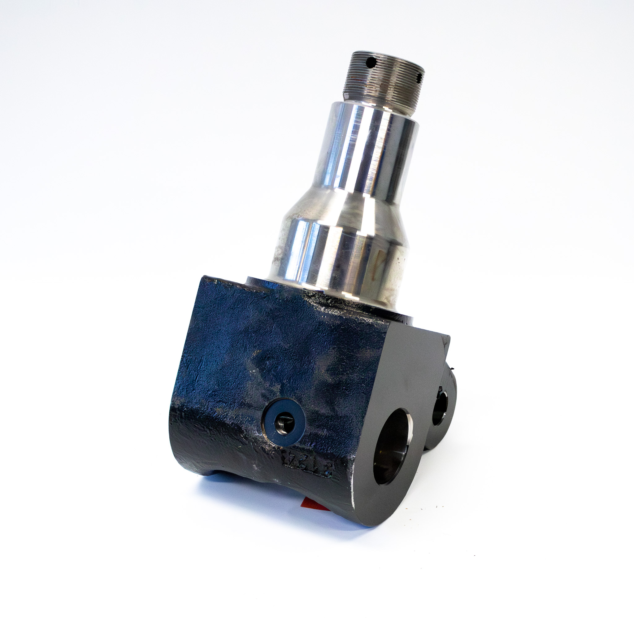 B01553 STEERING KNUCKLE RH