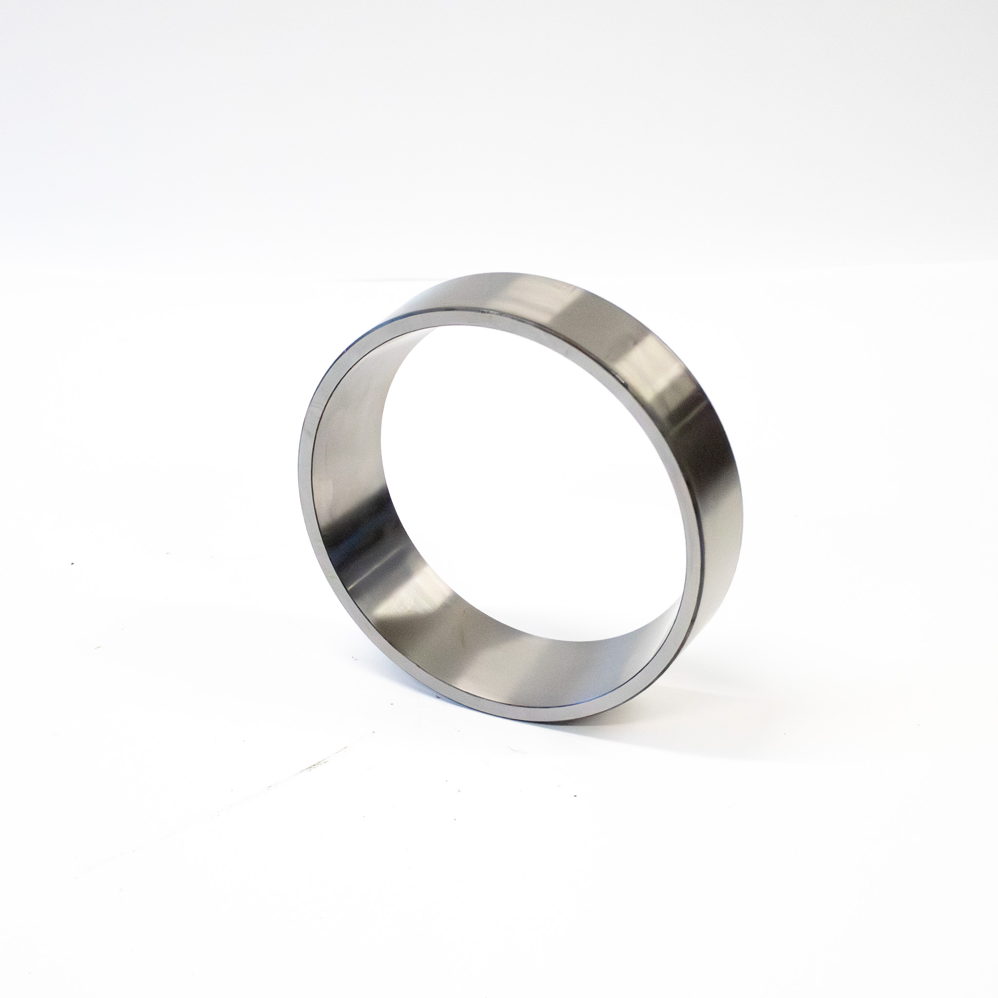 M00104 TAPERED BEARING CUP