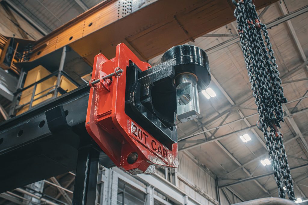 Hoist FR 40/60 lifting ring mounted on boom showing attachment point and rigging interface