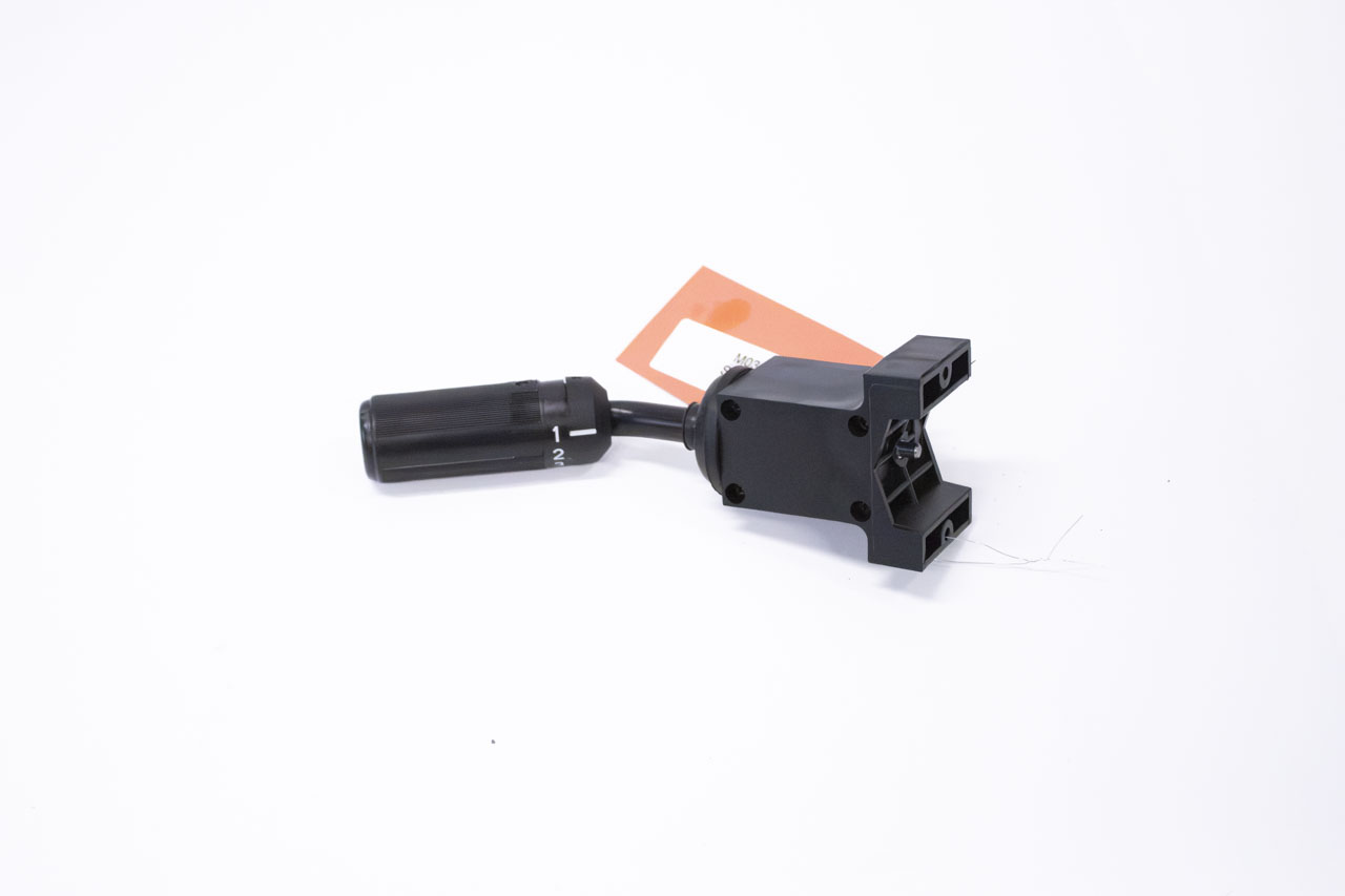 M03060_SHIFTER