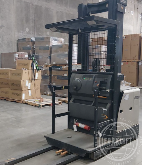 2017 CROWN SP3520-30