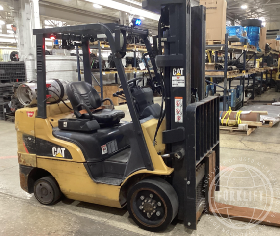 2016 CAT 2C6000
