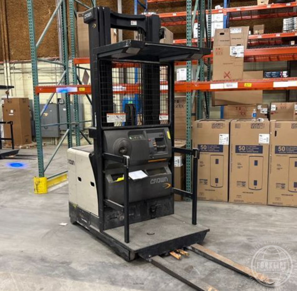 2018 Crown SP3520-30