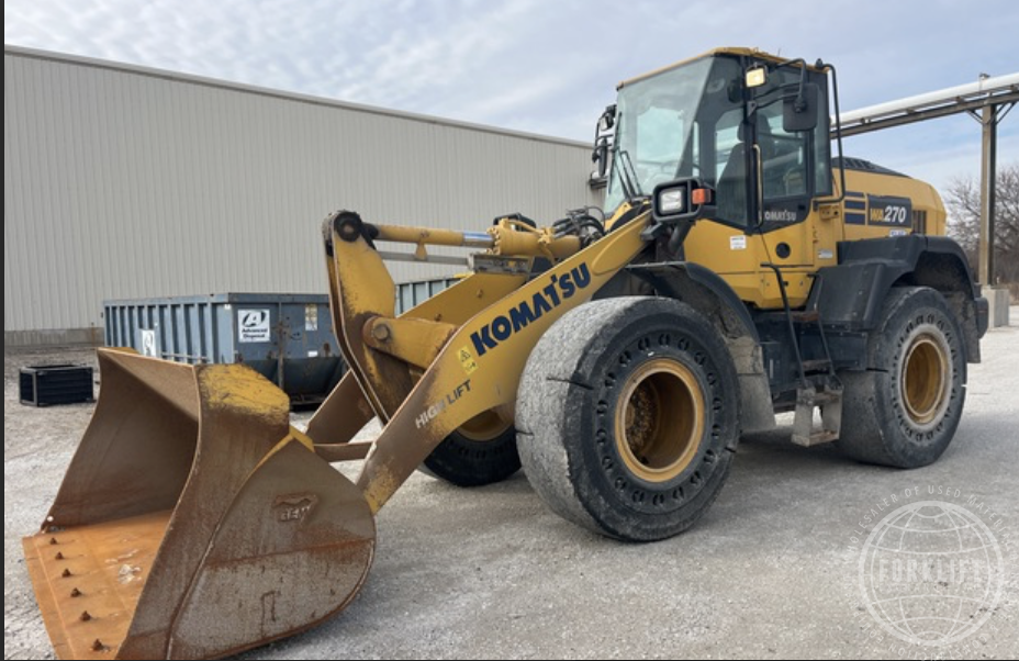 2020 Komatsu WA270-8