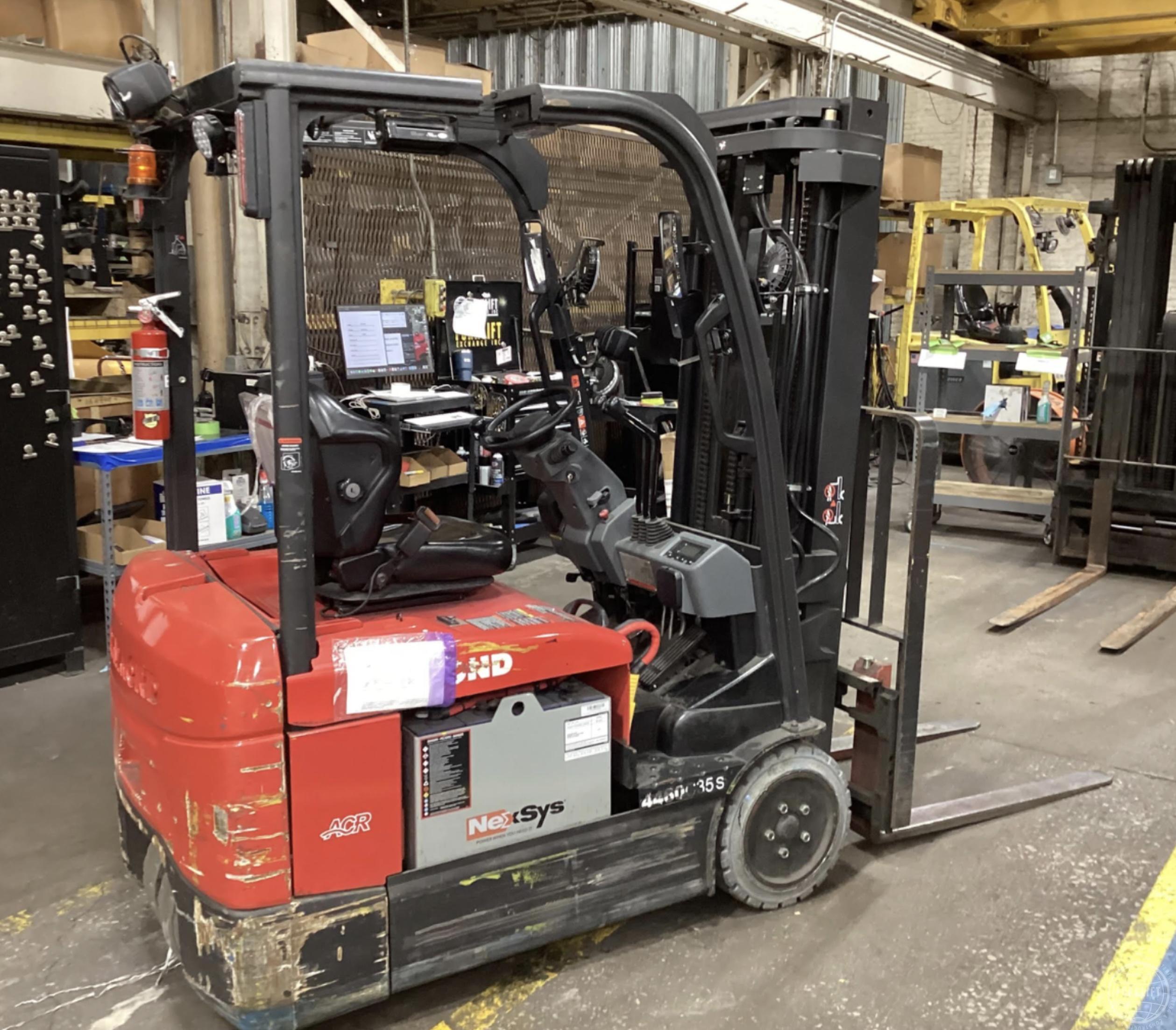 2021 Raymond 4460C35S