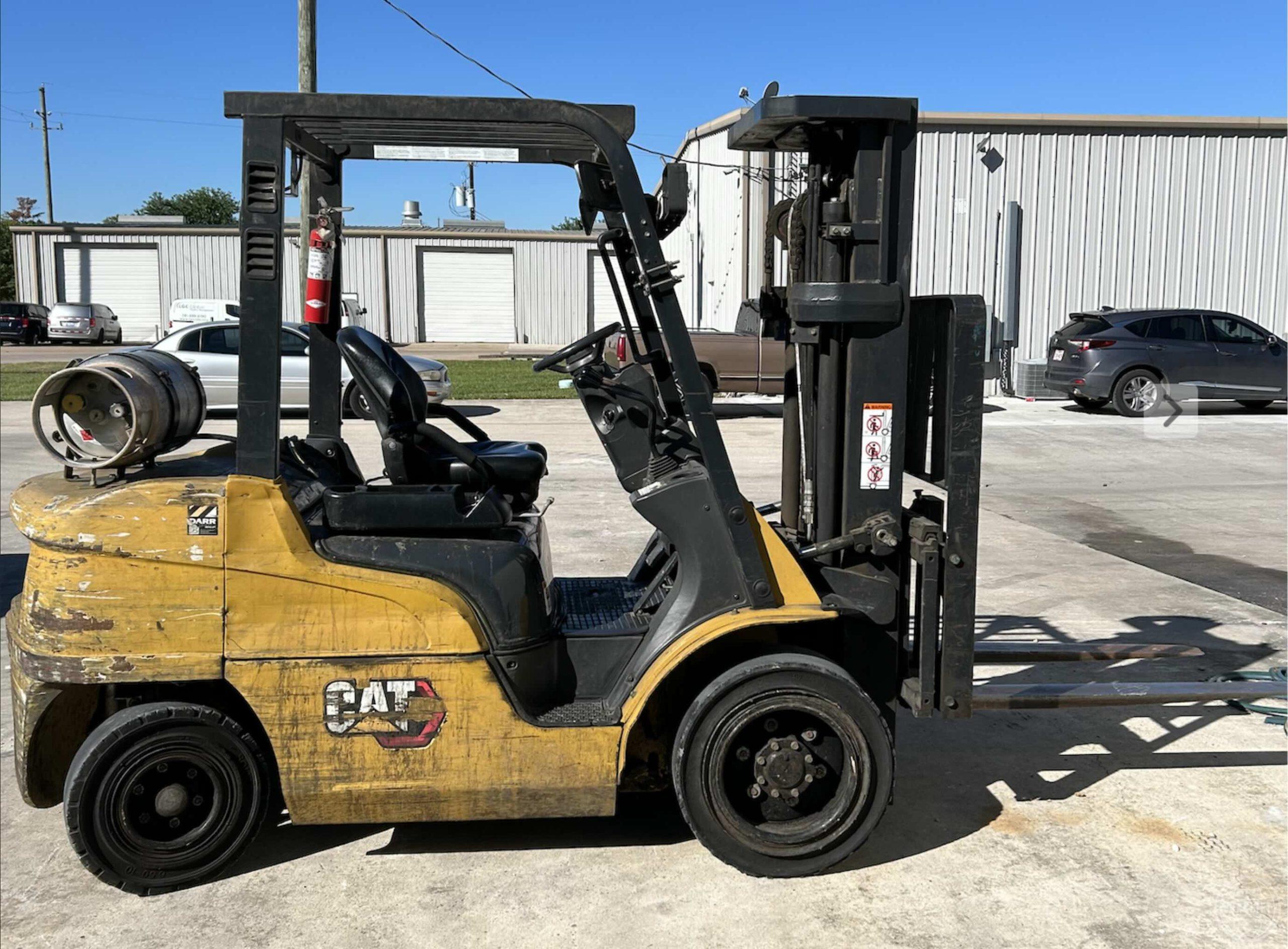 2020 Caterpillar GP30N