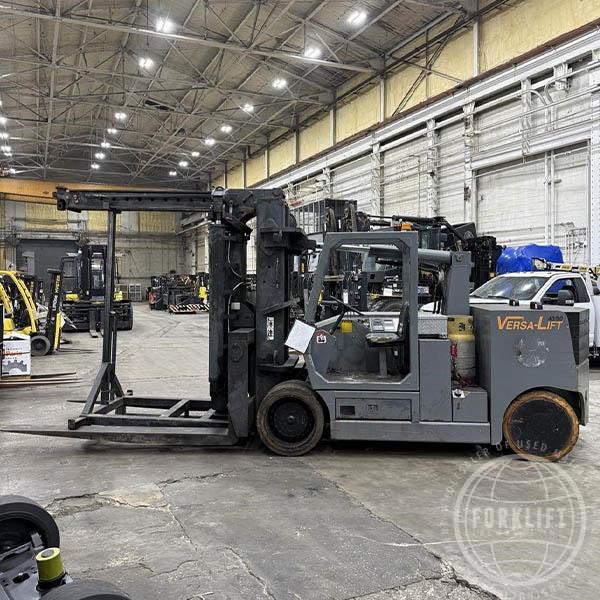 2003 Versalift 40/60