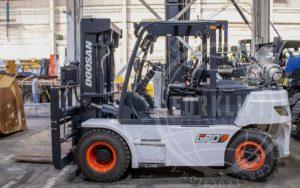 Tyson Gordon 2024 Doosan G70S-7 15,500 lb pneumatic forklift side view
