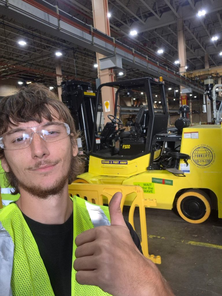 Hoist F300 forklift repair