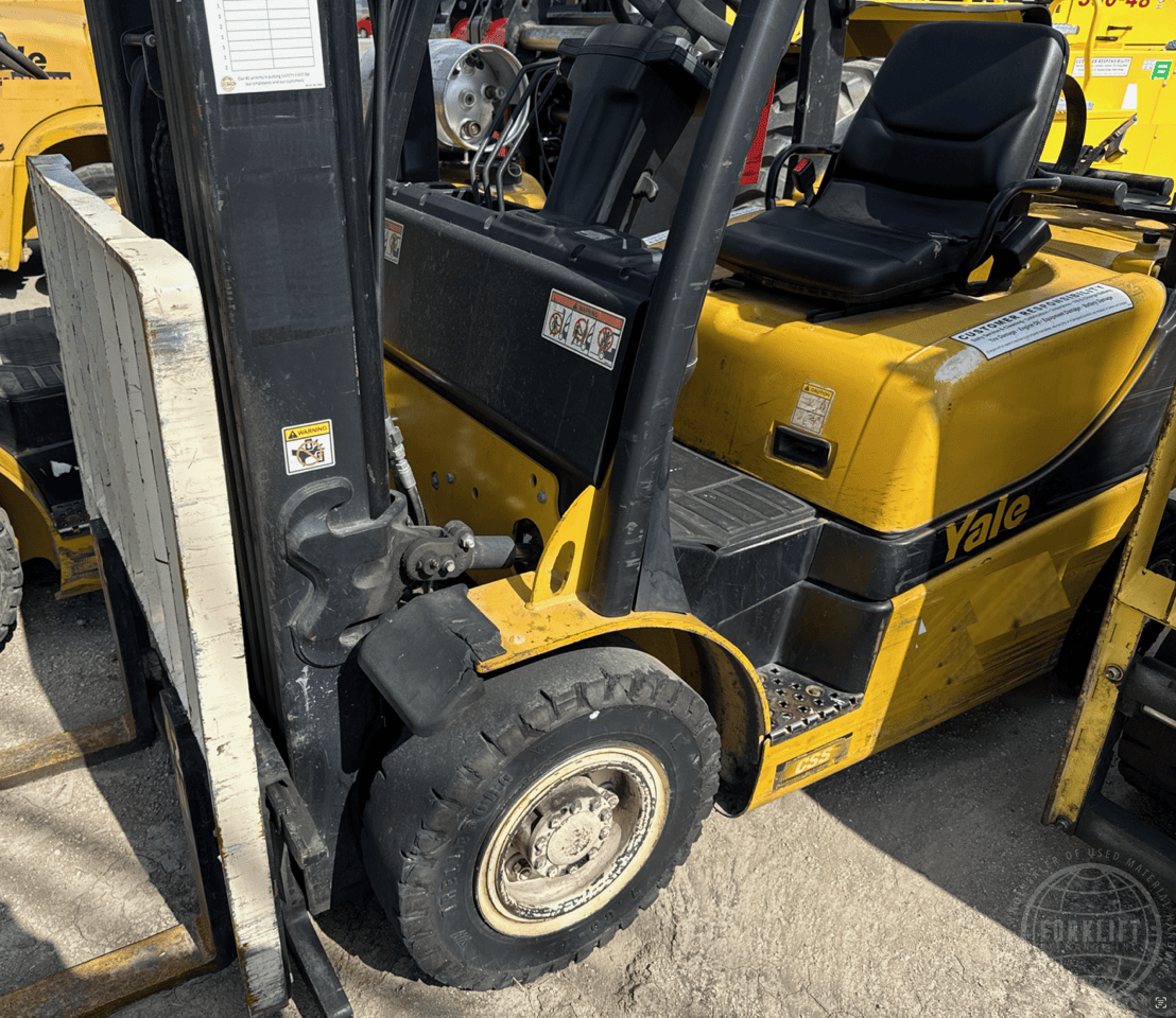2015 Yale GLP050VX used Yale GLP050VX forklift for sale.